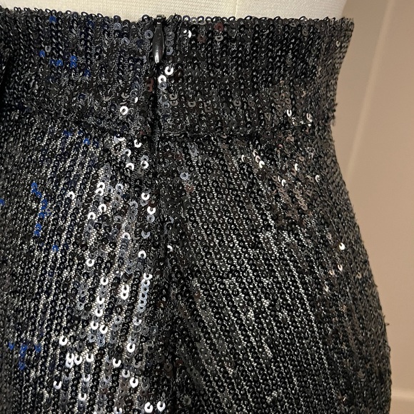 Poppy Mini Skirt 2.0 in Solid Sequin black size medium NWT - Picture 5 of 7
